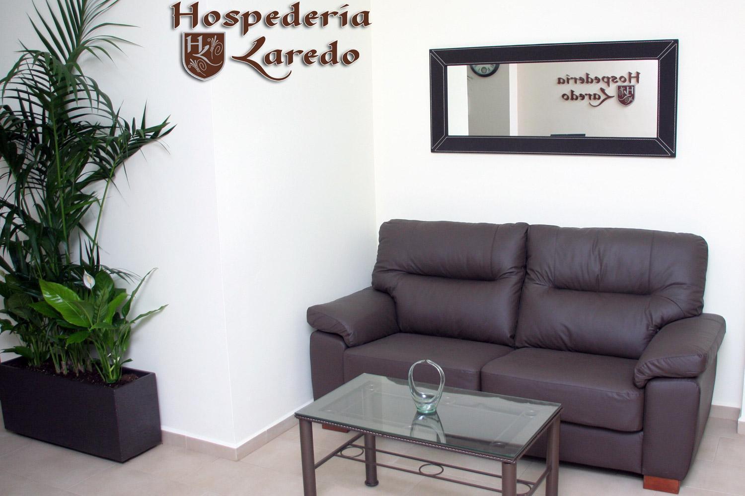 Hospederia Laredo Hotel ลาการ์โลตา ภายนอก รูปภาพ