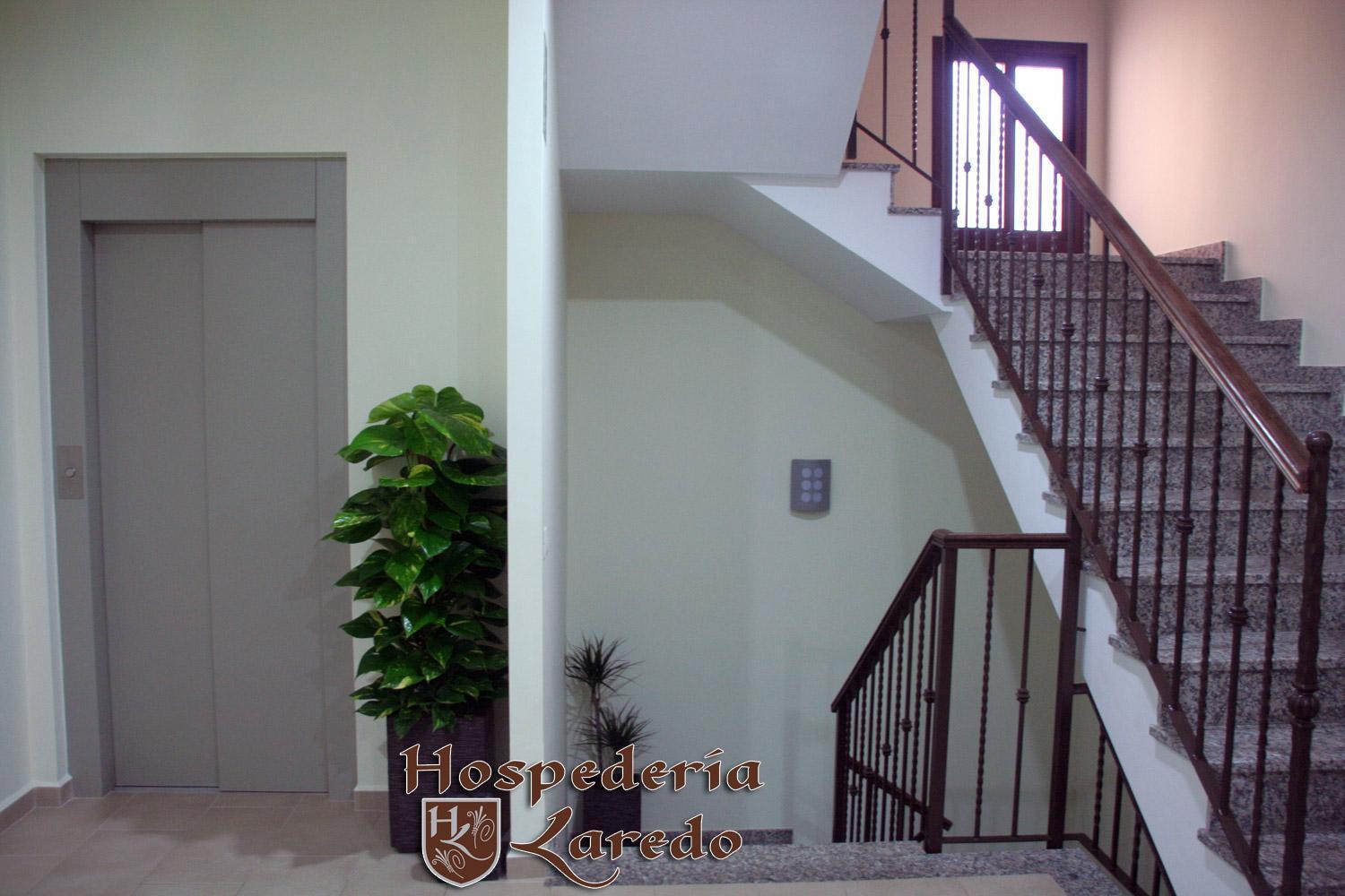 Hospederia Laredo Hotel ลาการ์โลตา ภายนอก รูปภาพ