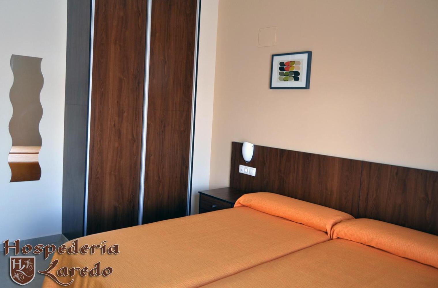 Hospederia Laredo Hotel ลาการ์โลตา ภายนอก รูปภาพ