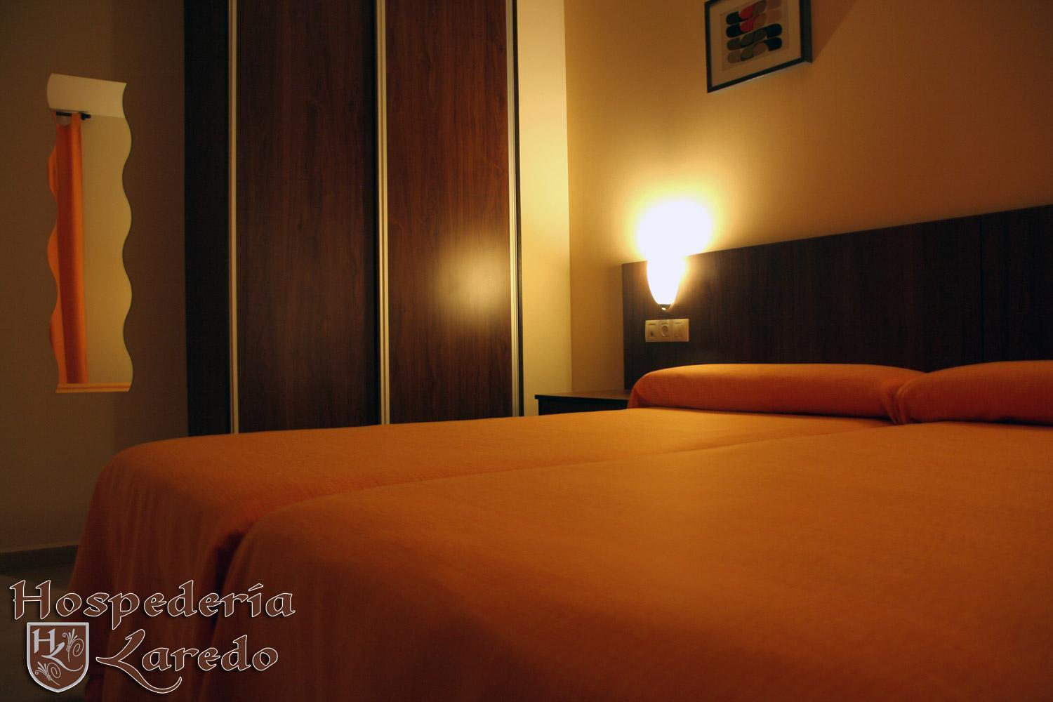 Hospederia Laredo Hotel ลาการ์โลตา ภายนอก รูปภาพ