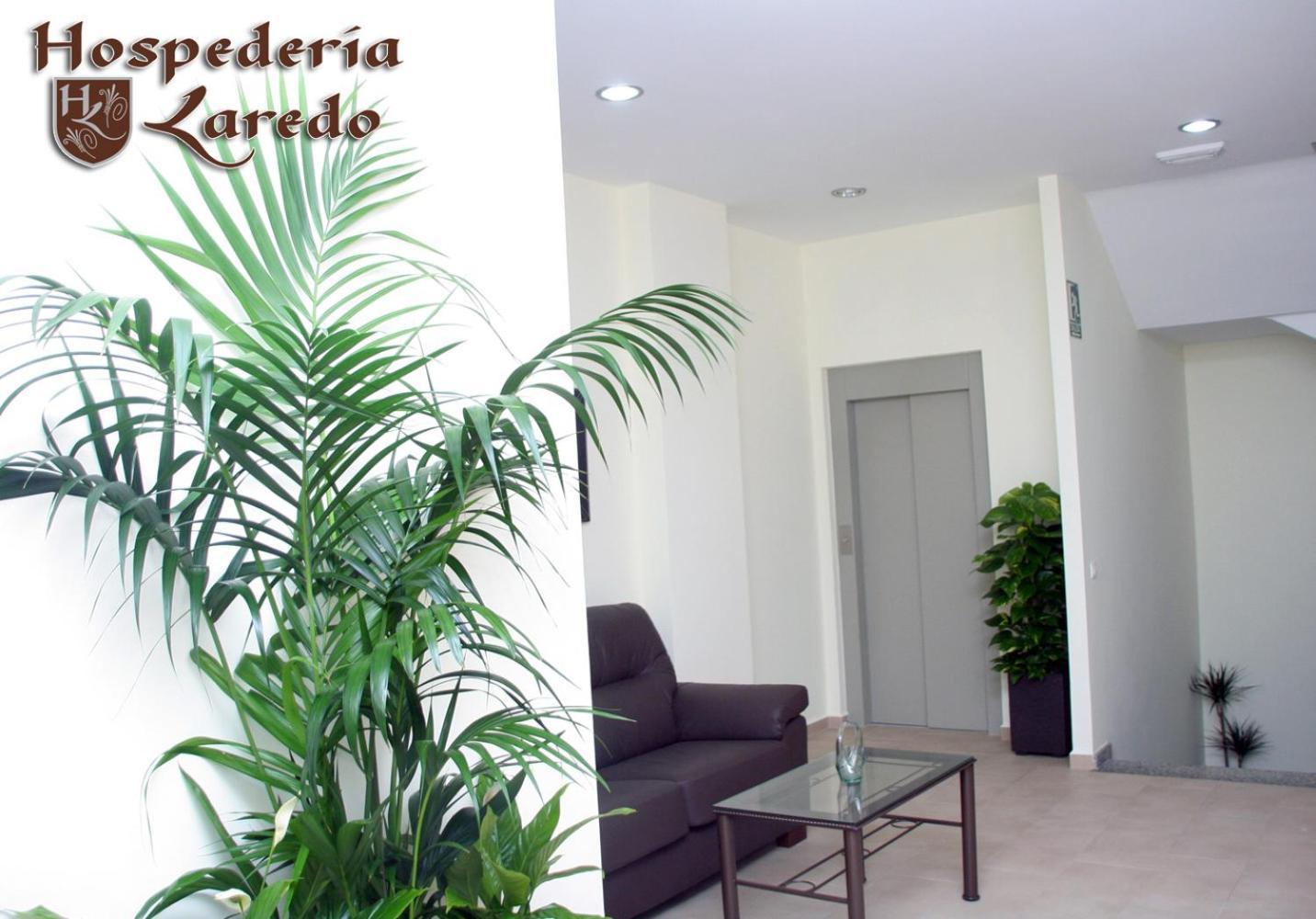 Hospederia Laredo Hotel ลาการ์โลตา ภายนอก รูปภาพ